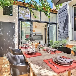 Villa La Maison, Istres